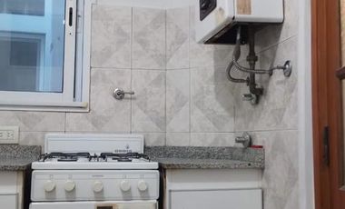 PH 3 ambientes con patio, muy buen estado