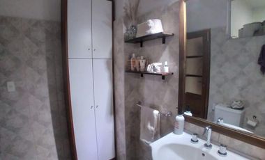 PH 3 ambientes con patio, muy buen estado