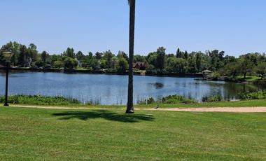 Casa en Nautico Escobar
