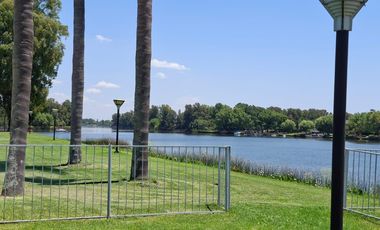 Casa en Nautico Escobar