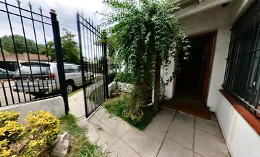 Chalet en Muy Buena Ubicación- Adrogue