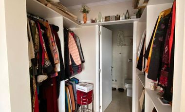 Departamento en  venta, dos dormitorios con cochera, Opera Luxury