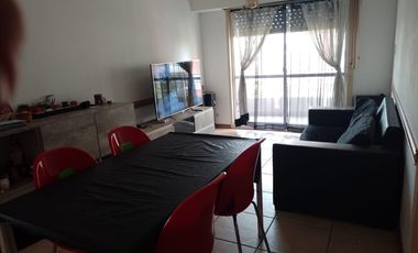 Departamento de tres ambientes a la venta en Torres Coto Sarandi
