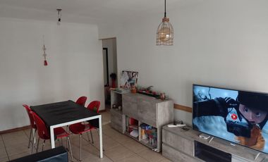 Departamento de tres ambientes a la venta en Torres Coto Sarandi