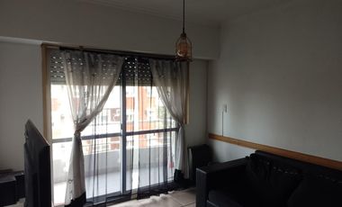 Departamento de tres ambientes a la venta en Torres Coto Sarandi