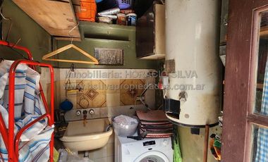 Amplio P.H. Tipo Casa en Planta Baja / Lanus Oeste