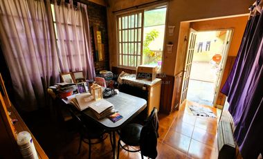 Amplio P.H. Tipo Casa en Planta Baja / Lanus Oeste