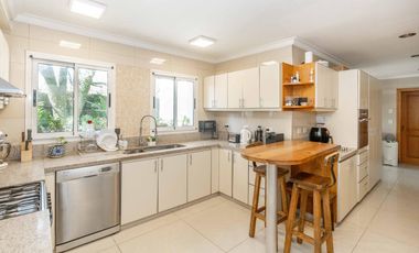 CASA EN VENTA EN BARRIO CERRADO IBERA EN LA HORQUETA