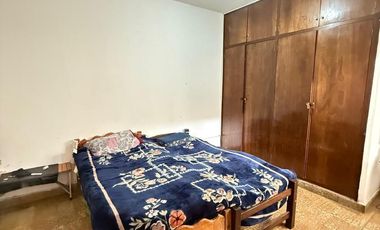 2 departamentos + 1 galpón en VENTA, Bolivia al 1500, barrio Villa Urquiza, SMT. Ideal INVERSORES!