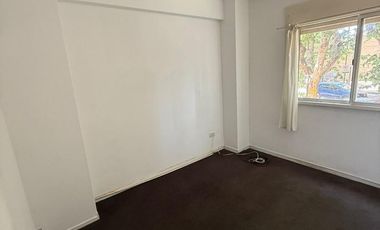 Chile y Av. Centenario