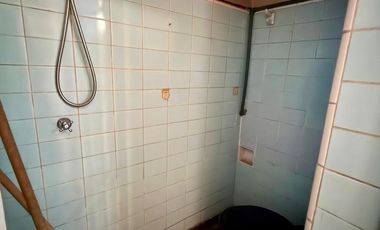 Casa de dos dormitorios con patio y terraza