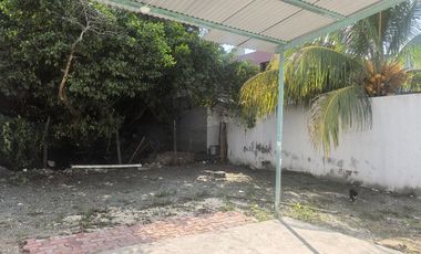 CASA  DE UN SOLO NIVEL EN RENTA CERCA DEL ADO