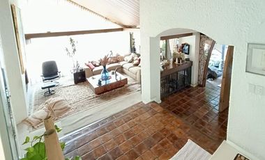 Oportunidad Casa en Bosques de las Lomas