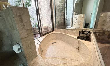 Oportunidad Casa en Bosques de las Lomas