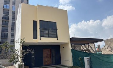 Casa Nueva en Venta  Alto Sur, Guadalajara