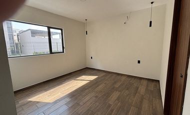 Casa Nueva en Venta  Alto Sur, Guadalajara