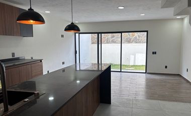 Casa Nueva en Venta  Alto Sur, Guadalajara
