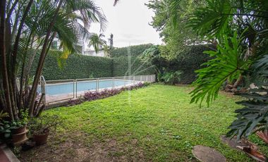 CASA EN VENTA EN JARDINES DEL BOSQUE