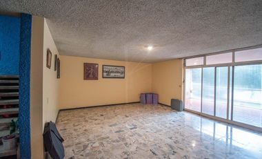 CASA EN VENTA EN JARDINES DEL BOSQUE