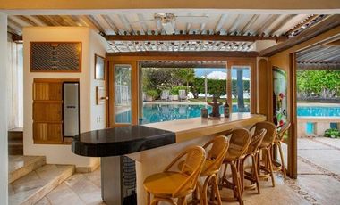 A stunning residence in Poktapok, an oasis in the heart of the Hotel Zone.