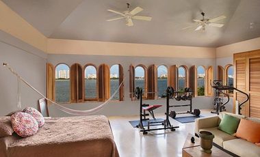 A stunning residence in Poktapok, an oasis in the heart of the Hotel Zone.