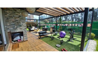 Venta de Casa Campestre en Club House $ 1.500.000.000