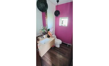 Venta de Casa Campestre en Club House $ 1.500.000.000