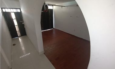 SE ARRIENDA ESPECTACULAR CASA EN PROVENZA