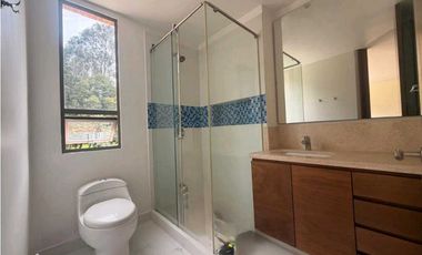 ARRIENDO CASA CAMPESTRE  UNIFAMILIAR  DE DOS NIVELES  VIA GUAYMARAL