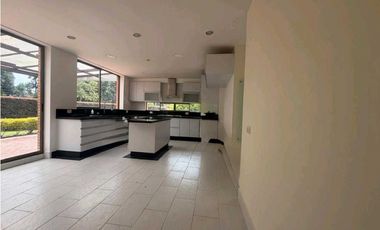 ARRIENDO CASA CAMPESTRE  UNIFAMILIAR  DE DOS NIVELES  VIA GUAYMARAL