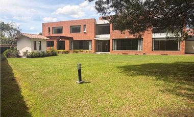 ARRIENDO CASA CAMPESTRE  UNIFAMILIAR  DE DOS NIVELES  VIA GUAYMARAL