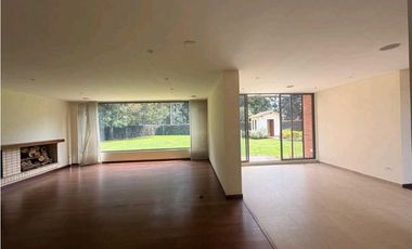 ARRIENDO CASA CAMPESTRE  UNIFAMILIAR  DE DOS NIVELES  VIA GUAYMARAL