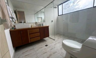 VENTA DE CASA DOBLE EN EL ESCOBERO, PARTE ALTA.