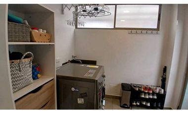 VENDO CASA  BIFAMILIAR DE DOS NIVELES EN CAJICA