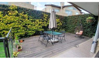 VENDO CASA  BIFAMILIAR DE DOS NIVELES EN CAJICA