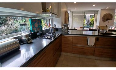 VENDO CASA  BIFAMILIAR DE DOS NIVELES EN CAJICA