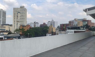 LOCAL  Piso 3: 266 m²  Terraza 227 m²  EN GRANADA  NORTE CALI