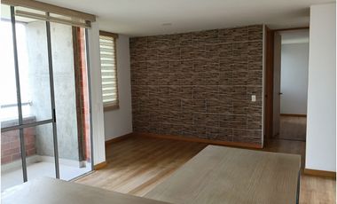 Arriendo Apartamento Edificio Tramontana