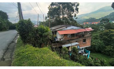 VENTA CASA LOTE CALDAS