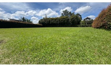 Lote en venta en unidad cerrada en Llanogrande