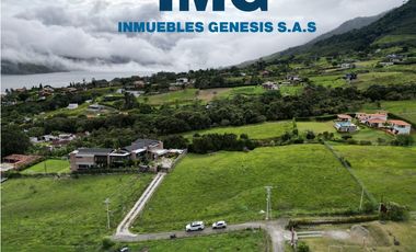 ref 1065a vendo lote en el lago calima