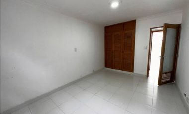 APARTAMENTO EN RENTA- SECTOR PINARES