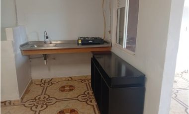 ARRIENDO APARTAESTUDIO EN SECTOR DE MANRIQUE
