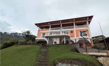 SE ARRIENDA CASA CAMPESTRE AMOBLADA VEREDA LA ESPERANZA-D/BRADAS