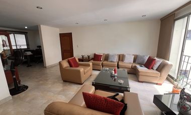El Refugio, Venta Apto 115mt, Piso 2 Ascensor, Unidad.