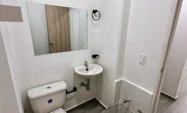 Venta Oficina 60m² en Mall Comercial - Guayabal, Piso 3