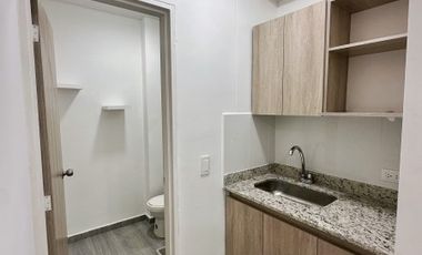 Venta Oficina 60m² en Mall Comercial - Guayabal, Piso 3