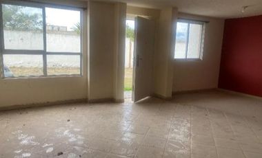 Casa aplica a crédito VIP, en Lulumbamba, San Antonio de Pichincha