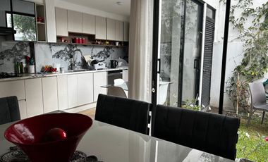 TUMBACO HERMOSAS CASAS POR ESTRENAR NO ADOSADAS