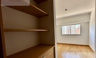 DEPARTAMENTO/ SAN MARTIN 300/ QUILMES CENTRO/ VENTA/3 DOR